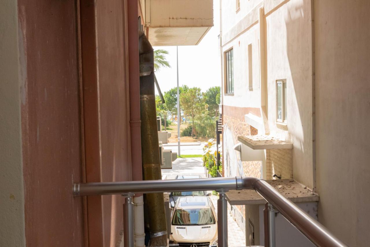 Hotel Aglon فلورا المظهر الخارجي الصورة